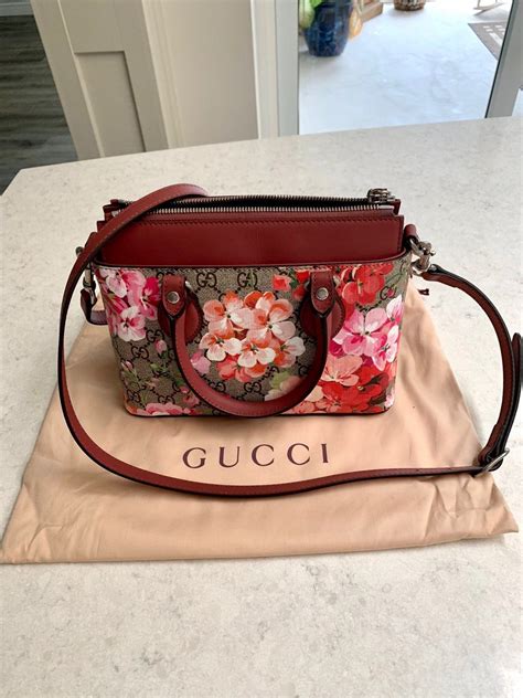 ceinture gucci solde homme|gucci bloom crossbody bag.